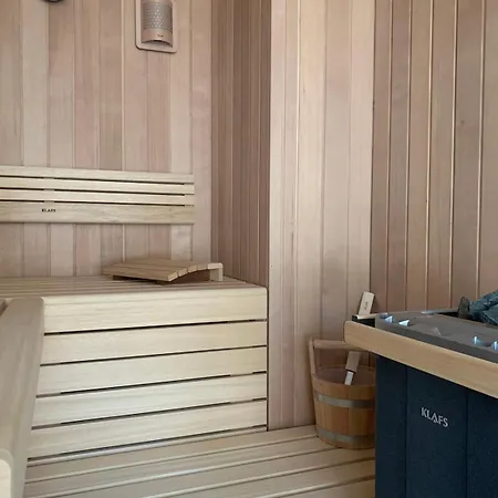 Belier, Pampelonne Villa Saint-Tropez